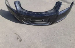 Бампер для Opel Zafira 2012 года на фотографиях