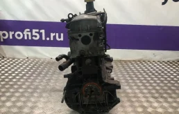 Двигатель для Renault Logan 2005 года на фотографиях