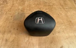 Подушка безопасности водителя для Honda Accord 2013 года на фотографиях