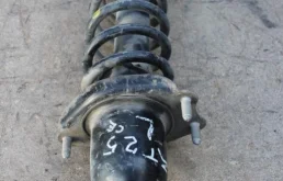 Стойка амортизационная (в сборе) задняя правая для Toyota Avensis Седан T220 1997-2003