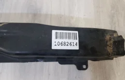 Усилитель заднего бампера для Audi Q3 на фотографиях