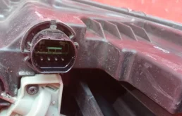 Фары для Kia Carnival на фотографиях