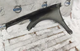 Крыло правое для Volvo C30 на фотографиях