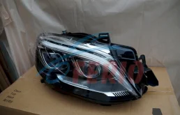 Фары для Mercedes-Benz GLE class на фотографиях