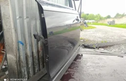 Дверь передняя левая для Audi Q7 2013 года на фотографиях