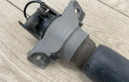 Амортизатор задний правый для Audi Q7 на фотографиях