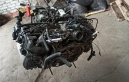 Двигатель без навесного для Subaru Legacy B4 на фотографиях