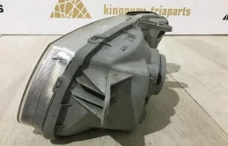 Фара правая для Hyundai Accent 2005 года на фотографиях