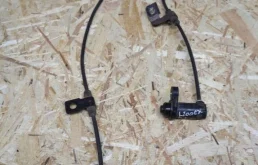 Датчик абс задний левый (MN 102577) для Mitsubishi L200 KB4T 2007-2016