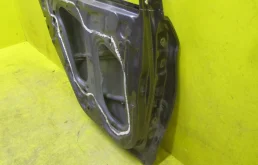 Двери для Honda Accord 2011 года на фотографиях