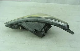 Фара ксенон левая для Hyundai Solaris 2011 года на фотографиях