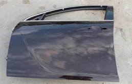 Дверь передняя левая для Opel Insignia 2016 года на фотографиях