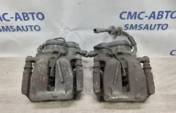 Суппорт задний левый для Audi A8 2010 года на фотографиях