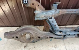 Задняя балка для Mazda CX 5 на фотографиях