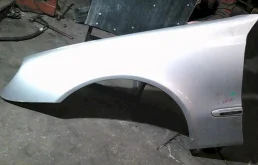 Крыло левое для Mercedes-Benz E class 2003 года на фотографиях