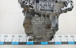 Двигатель без навесного для Kia Carnival 2022 года на фотографиях