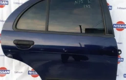 Дверь задняя правая для Nissan Almera 1998 года на фотографиях