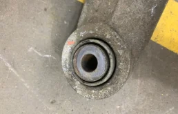 Рычаг задний левый нижний для BMW X6 на фотографиях