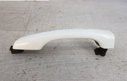 Ручка двери передняя правая внешняя для Hyundai Solaris на фотографиях