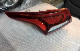 Фонарь внешний левый для Hyundai Solaris 2021 года на фотографиях