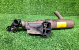 Форсунка фароомывателя левая для Volvo C30 на фотографиях