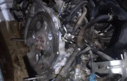 Двигатель для Subaru Legacy 2005 года на фотографиях