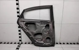 Дверь задняя (сдвижная) левая для Hyundai Solaris 2022 года на фотографиях