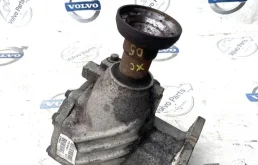 Редуктор переднего моста для Volvo XC90 2009 года на фотографиях