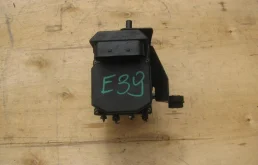 Блок ABS для BMW 5er 2002 года на фотографиях