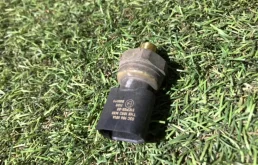 Датчик давления топлива для Audi Q7 на фотографиях