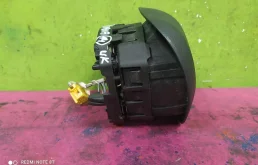 Подушка безопасности водителя для Skoda Rapid 2017 года на фотографиях