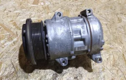 Компрессор кондиционера для Toyota Alphard 2010 года на фотографиях