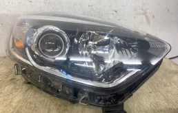 Фара правая для Renault Kaptur 2016-2020