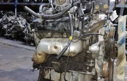 Двигатель без навесного для Mitsubishi Pajero 2017 года на фотографиях