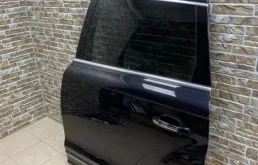 Дверь задняя левая для Audi Q7 2014 года на фотографиях