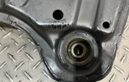 Подрамник двигателя для Hyundai i40 на фотографиях