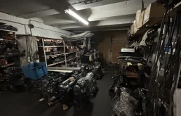 двигатели и кпп в наличии