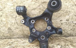 Цапфа задняя левая для Mitsubishi Pajero на фотографиях