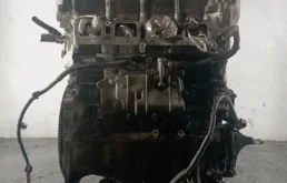 Двигатель без навесного для Lexus ES 2017 года на фотографиях