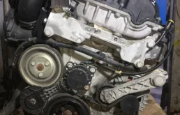 Двигатель без навесного для Citroen Berlingo 2014 года на фотографиях