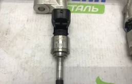 Форсунка топливная для Mazda CX 5 2020 года на фотографиях