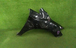 Крыло правое для Mazda CX 7 2009 года на фотографиях