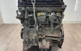 Блок цилиндров для Mitsubishi Outlander 2013 года на фотографиях