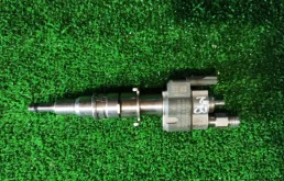 Форсунка топливная для BMW 3er 2008 года на фотографиях