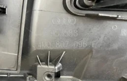 Усилитель переднего бампера для Audi Q7 на фотографиях