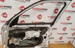 Дверь передняя правая для BMW X3 2005 года на фотографиях