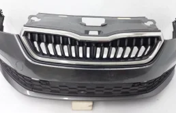 Ноускат для Skoda Rapid на фотографиях