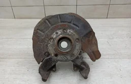 Кулак поворотный правый (6Q0407256AC) для Skoda Fabia 5J Estate 2007-2015