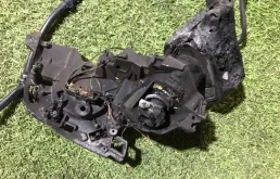 Стекла и зеркала для Audi Q7 2015 года на фотографиях