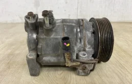 Компрессор кондиционера для Mitsubishi Pajero Sport 2010 года на фотографиях